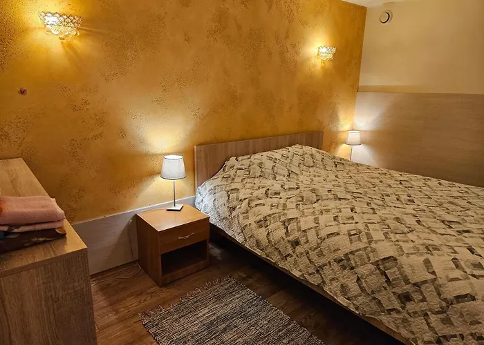 Your Quiet Place In The Centre Of Apartment *